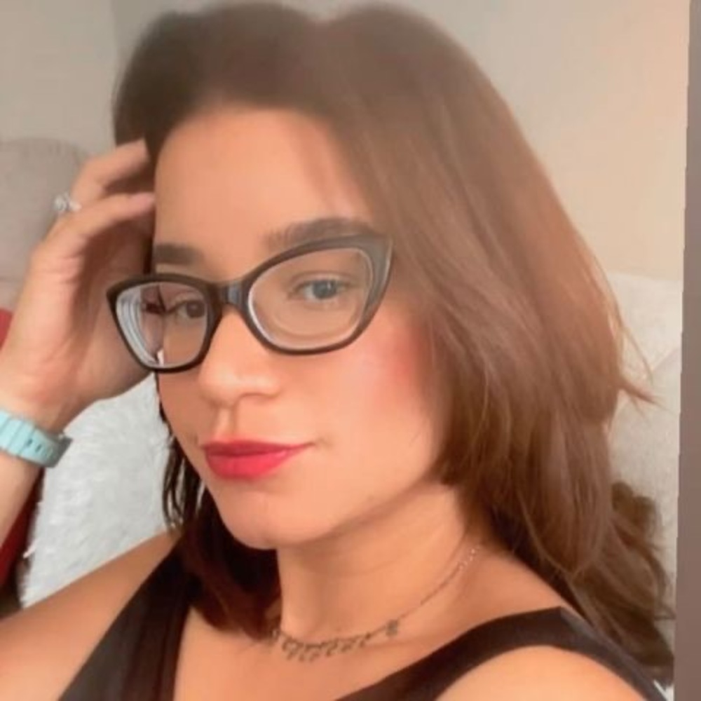 Meet your Posher, Mayra